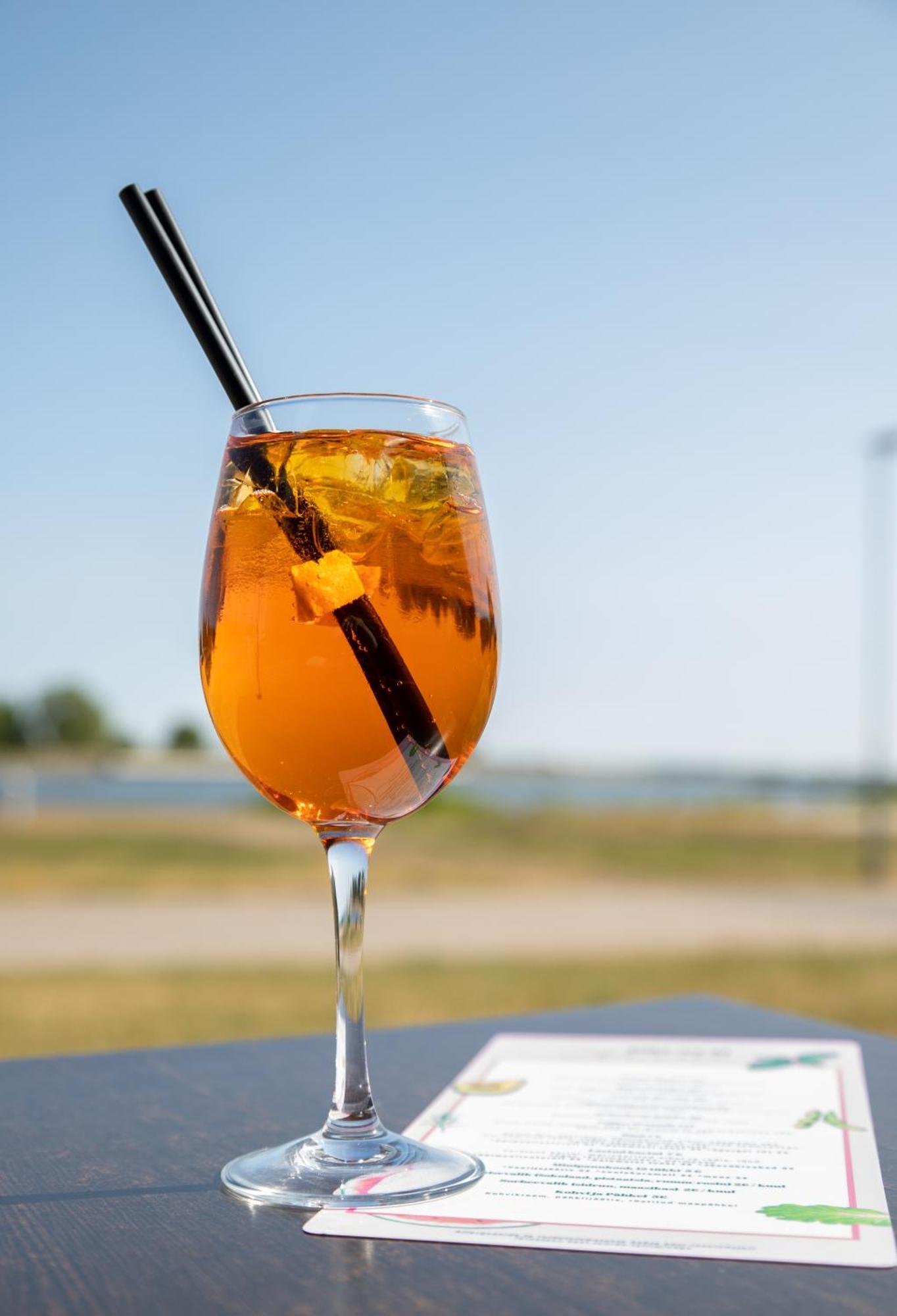 Oe Seaside Suites & Spa Kuressaare Esterno foto