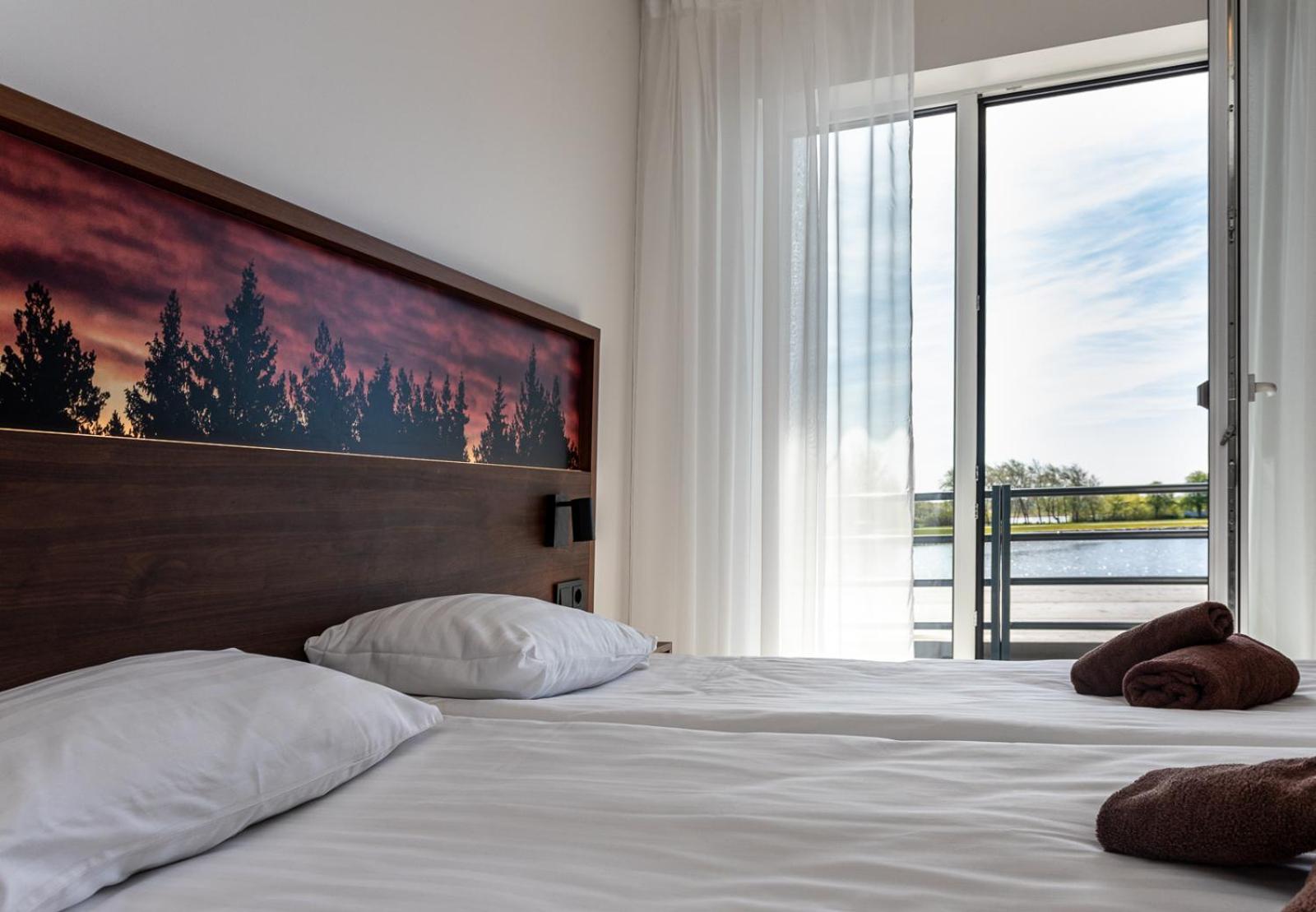 Oe Seaside Suites & Spa Kuressaare Esterno foto